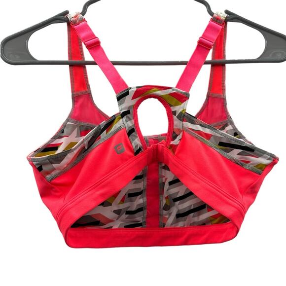 Fabletics Hot Pink‎ & Multicolor Abstract Print Hook & Eye Sports Bra Sz M - Picture 2 of 5
